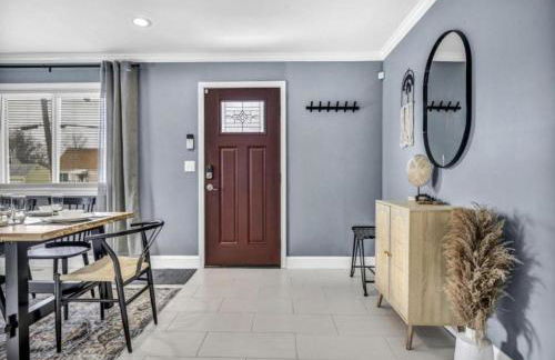 Swim and Relax In our Pool and Hot Tub and Recently Renovated - Foto 32