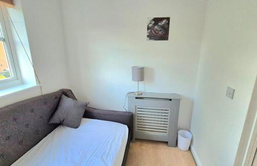 Pool, drinks and a hot tub! - Photo 21