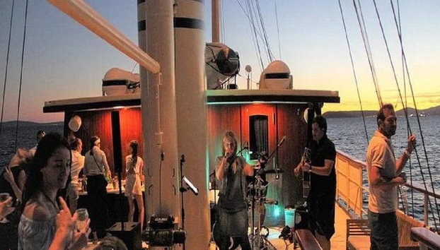 Cruzeiro ao Pôr do Sol - Foto 2