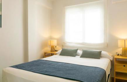 Elegant Malaga Retreat - Photo 1