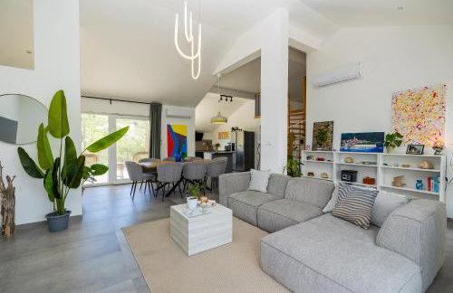 Modern Urban Oasis - Korčula - Photo 2