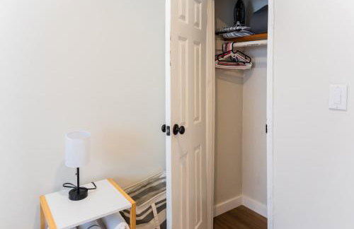 Spacious 2-Bedroom Apartment NYC-10 mins away - Foto 27