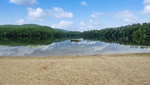 Adirondacks in Style! Lake House with Deck, Fire Pit - Foto 3