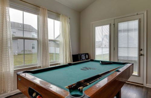 Spacious Home with Fireplace - Near Golf! - Foto 17