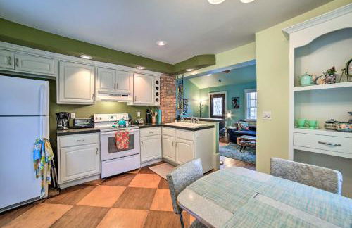 Modern Home with Backyard, 1 Mi to Dtwn Sturgeon Bay - Foto 11