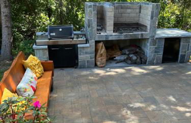 Lovely Home, centrally located! - Photo 24