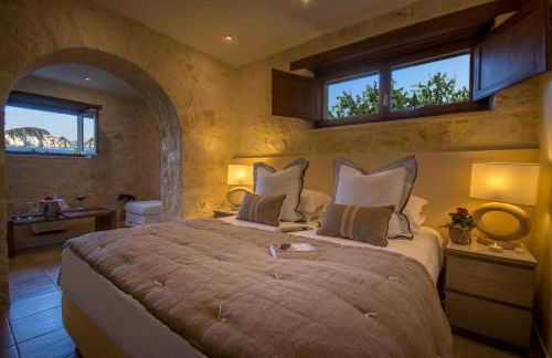 Exensian Villas & Suites - Photo 18