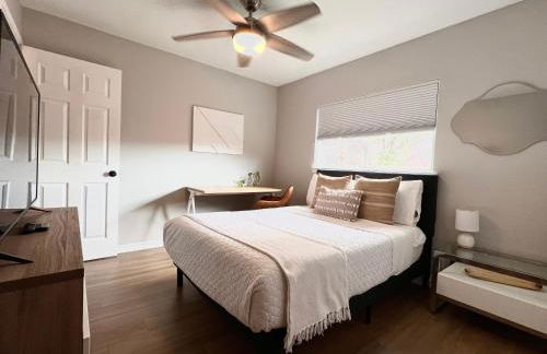 Modern 2 bedroom house w/backyard @La Cantera - Foto 20