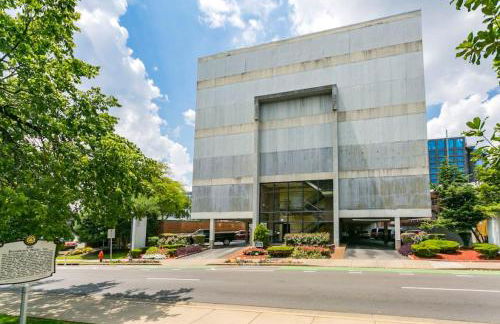 Music City Holiday, on Music Row, has POOL & Free Parking - Foto 50