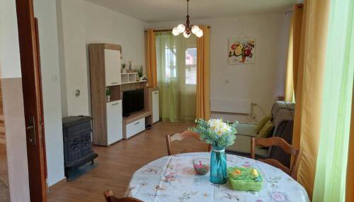 Apartman Rozmari - Foto 1