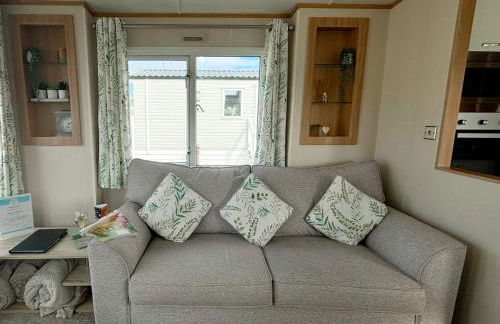 4 Sandringham, Patrington Haven, Hot Tub, Private garden & Parking - Foto 11