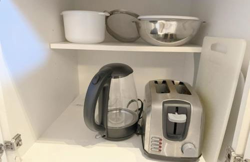 Stylish Stay Close to UM City Vibes - Photo 32