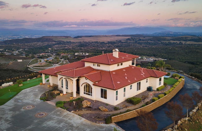 Colina by Avantstay Secluded Mountain Top Oasis w/ Pool, Hot Tub & Putting Green! - Foto 64