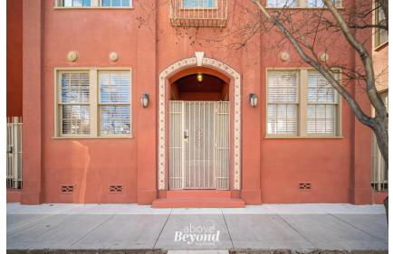 The Royal Treatment - Photo 2