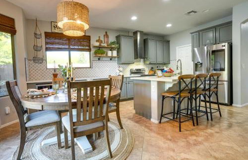 4 Mi to Surprise Stadium! Sunny V Home with Patio - Foto 8