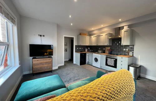 Bright, first floor, one bedroom flat in Wimborne - Photo 21