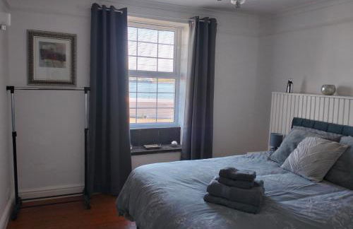 Waterfront Location, Balcony, Sea Views, Free Parking - Foto 12