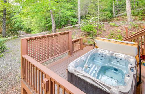 Fox Den with Hot Tub! 22 Mi to Cataloochee Skiing - Foto 22