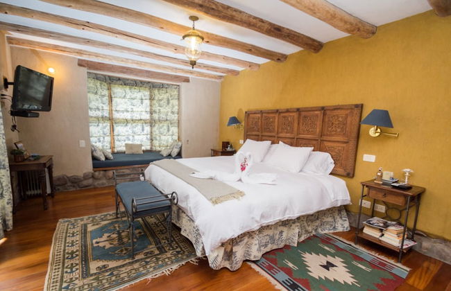 Artsy & Luxury Sacred Valley House - Photo 7