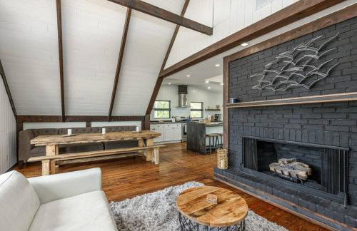 Riverfront Style w Firepits and Fun - Foto 2