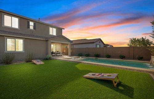 Luxe Queen Creek Home with Pool, Yard, Work Station - Photo 3
