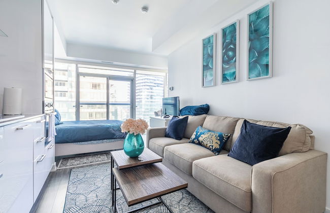 Maple Leaf Square - Photo 10