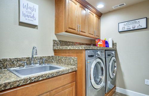 Portland Area Group Getaway Hot Tub and Views! - Foto 23