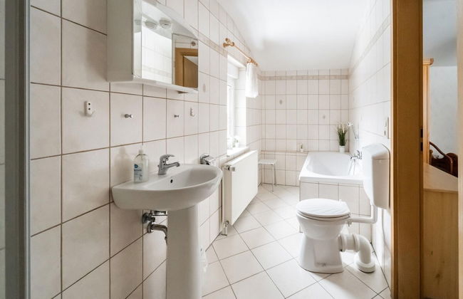 Holiday Home With Terrace and Garden - Foto 17