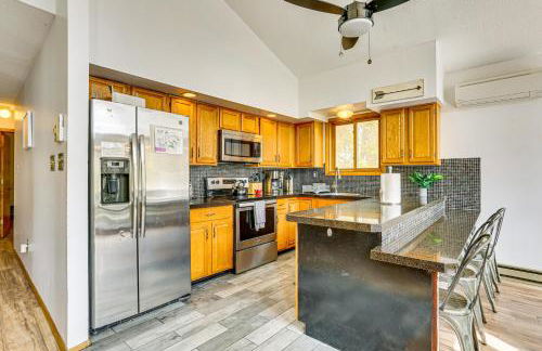 Luxury Home with Game Room, 4 Mi to Bushkill Falls! - Foto 8