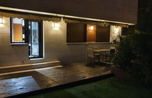 Apto con patio Parking Gratuito Anselmo Solar - Foto 25