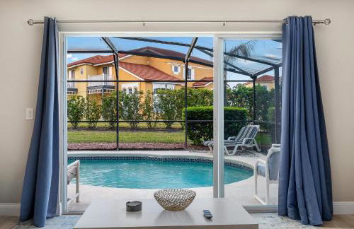 4BR w Heated Pool near Disney & Lake - Sleeps 10 - Foto 43