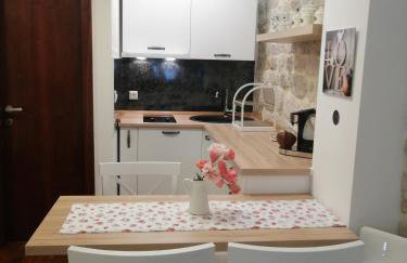 V&M Luxury Studio - Photo 12