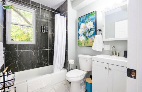 The Hillside | Full House | Parking | Near EWR-NYC - Foto 39