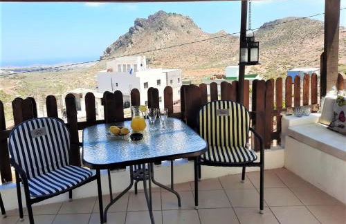 Beautiful Holiday Home in Arona with private terrace - Foto 1