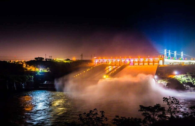 Espectáculo de luz y sonido en la represa de Itaipú - Foto 4