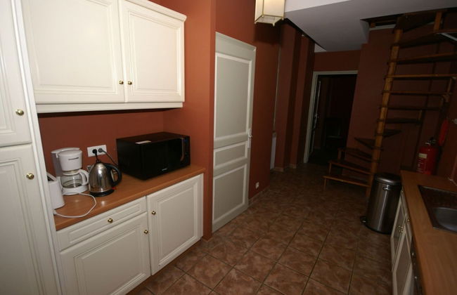 Charming Castle in Serrieres-en-chautagn With Pool - Photo 35