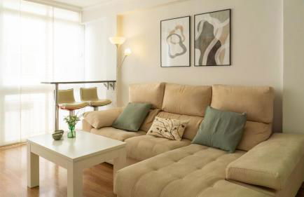 Elegant Malaga Retreat - Photo 5