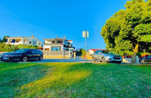 NOEL - three bedroom apartment with pool - Foto 53