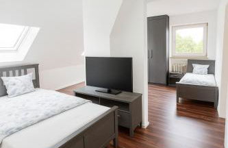 MODERN, VOLLAUSGESTATTET, GROßER PARKPLATZ, 6 ZIMMER - Foto 4