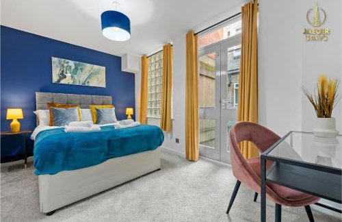 2 Bedroom Greek Street Apartment - Sleeps up to 6 - Foto 6