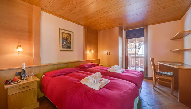 Falco - Foto 2, Habitación