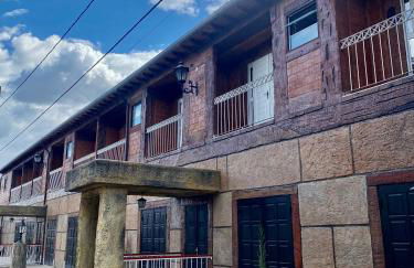 Apartamentos a 200m do centro - Hospedaria Villa da Pedra - Foto 1