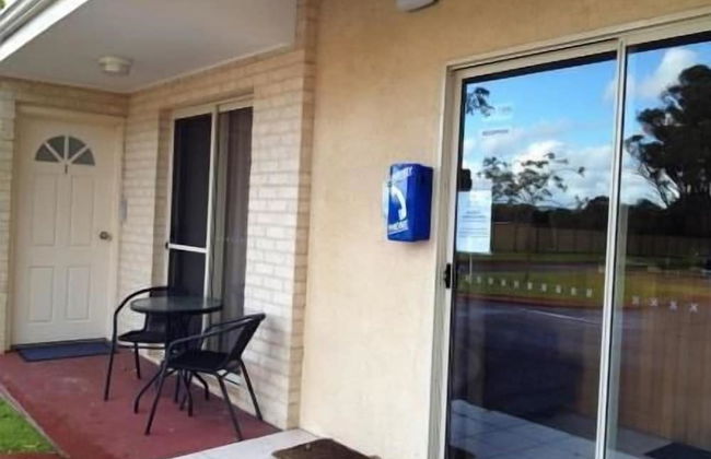 Harbourside Motel - Photo 42