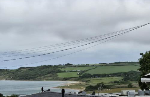 luxury new 3 bed caravan with stunning sea view on private beach in Thorness bay - Foto 9