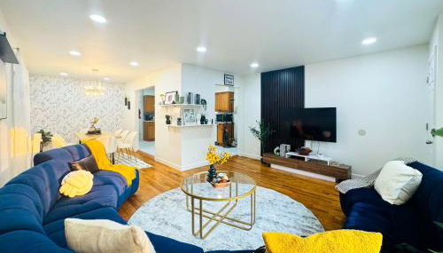 Lux Designer Home with Gaming Rm - Foto 2