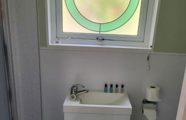 Lady Lily Spring Unique River Boat with Castle views - Foto 9