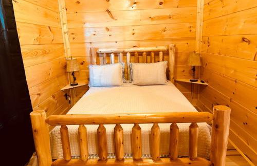 Bourbon Retreat With Hot Tub-9 - Foto 3