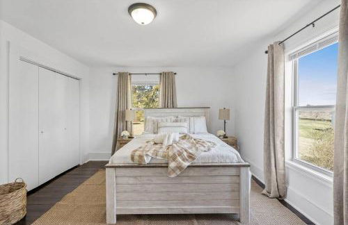 Newly Renovated Modern Farmhouse - Foto 21