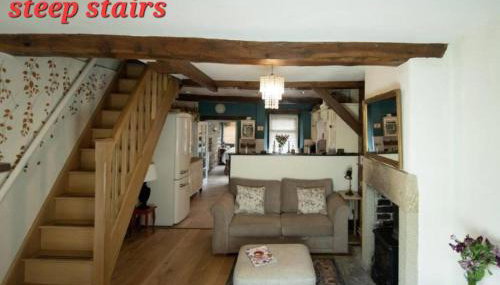 Characterful 2 bed cottage in excellent location - Foto 3