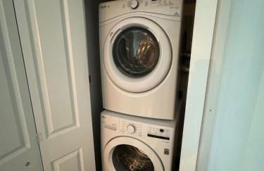 High Rise 2 Bedroom apartment in a Great location apts - Foto 30